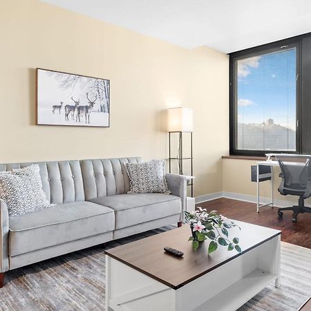Luxury High Rise 1Bd River Views Downtown Питсбърг Екстериор снимка